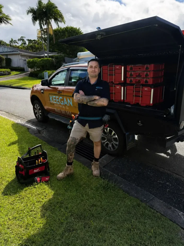 James Electrician-Powerpoint Installer 
